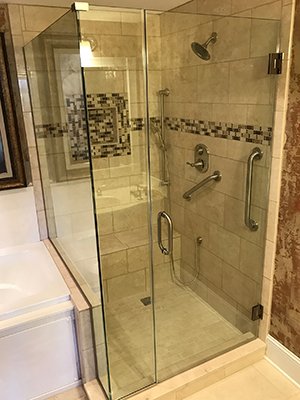 Frameless shower — Myrtle Beach